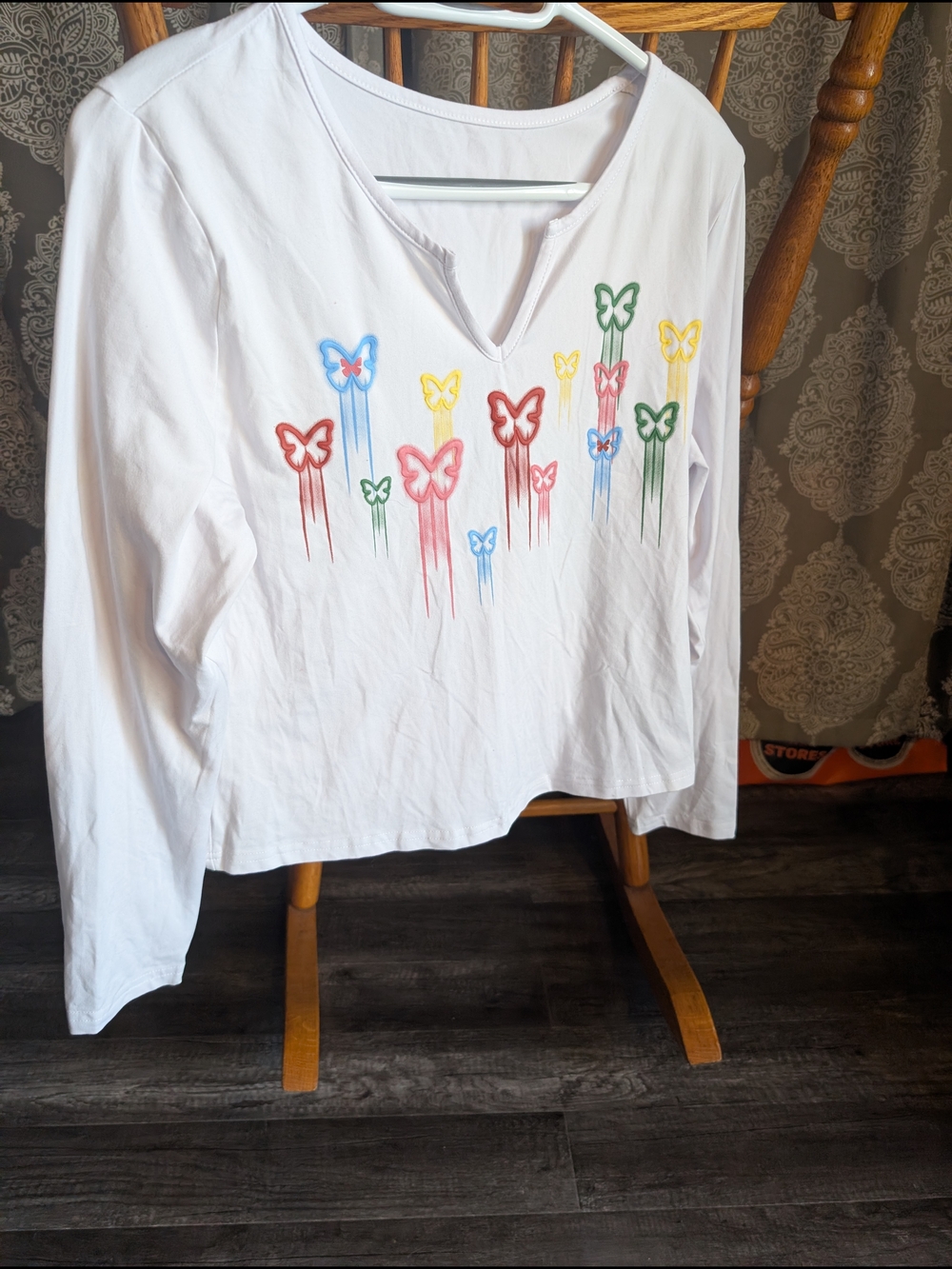 SHEIN White Long-Sleeve Top with Multicolor Butterfly Embroidery